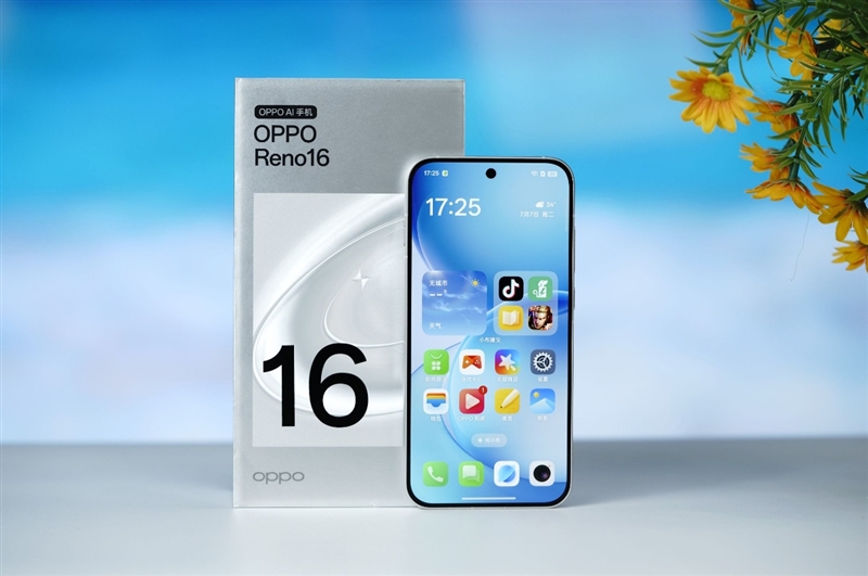 裸眼3D超吸睛!OPPO Reno16手机评测:人人都说好看的影像轻旗舰