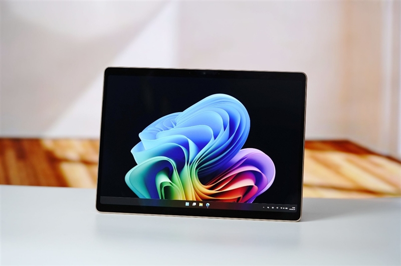 新一代 Surface Pro,13英寸评测:性能能效进步巨大 核显媲美最新X86