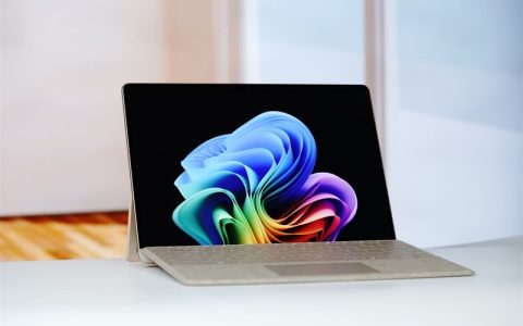 12 代 13 寸 Surface 实测：办公续航 20h17min，3nm 芯片功耗大跳水