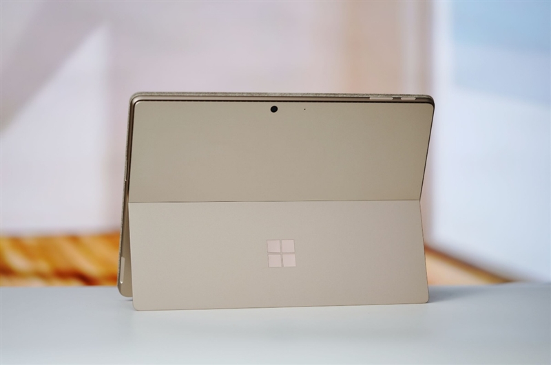 新一代 Surface Pro,13英寸评测:性能能效进步巨大 核显媲美最新X86