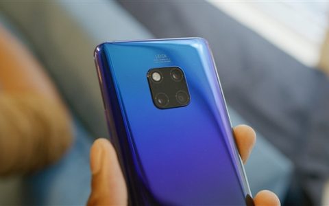 华为Mate XT2外观偷跑：U型三折叠+方形模组 一眼梦回Mate 20