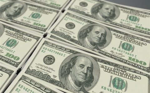 美国彩民独揽10.4亿美元头奖：网友争议是29年内每月领2万元 还是直接到手30亿元