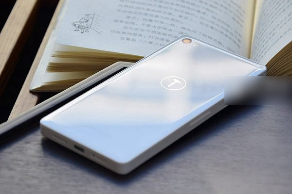 哪款手机性价比最高 6款2000左右性价比最高的手机推荐