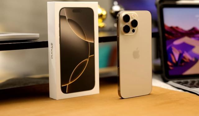iPhone16和iPhone16 plus买哪个好？iPhone16和iPhone16 plus深度使用体验评测