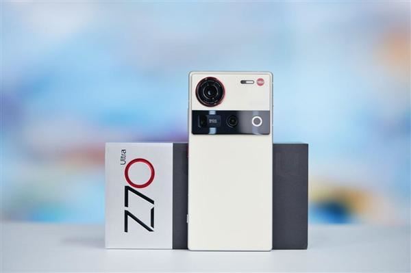 完美真全面屏! 努比亚Z70Ultra真机实测