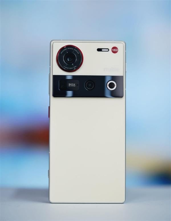 完美真全面屏! 努比亚Z70Ultra真机实测