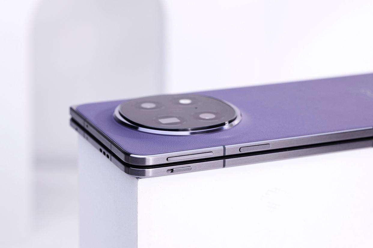 折痕消失术! OPPO Find N5 折叠屏真机实拍