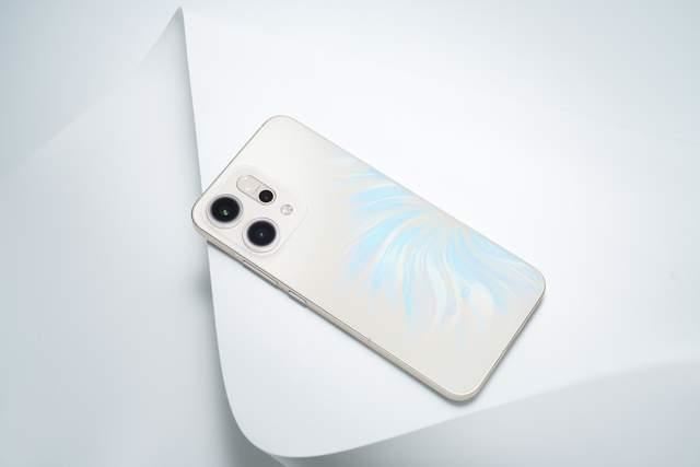 OPPO Reno14系列值得购买吗? 看完这五点后就不纠结了