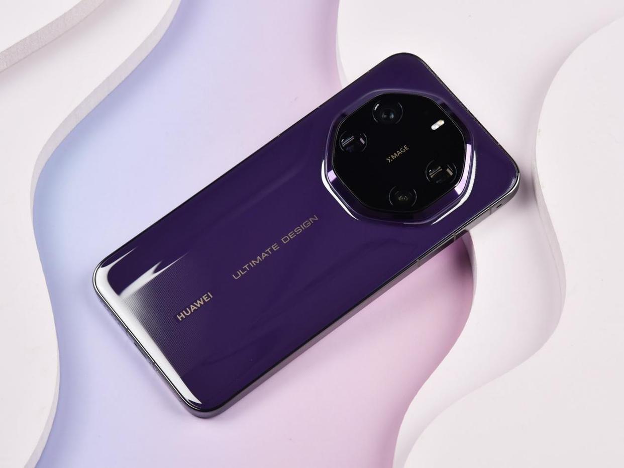 华为最顶级高端旗舰! 华为Mate 80 RS 非凡大师上手体验