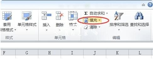 excel怎么多行多列快速求和 excel多行文字如何合并成一行